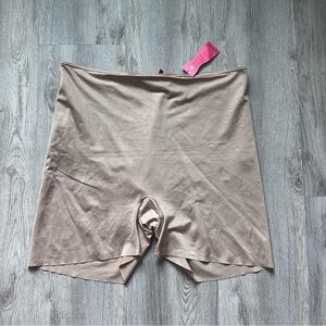 SPANX Shapewear Shorts in Tan Size 3X